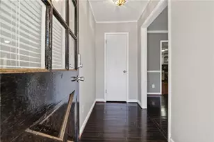 810 Hillside Dr, Gainesville, GA 30501 - Photo 5