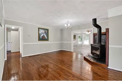 810 Hillside Drive, Gainesville, GA 30501 - Photo 9