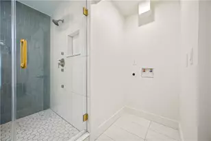 2433 Helmsdale Dr NE, Atlanta, GA 30345 - Photo 21