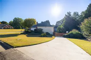 2955 Windsong Park Ln, Dacula, GA 30019 - Photo 5