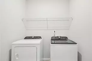 863 Misty Holw Trl, Lawrenceville, GA 30045 - Photo 17