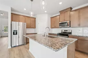 863 Misty Holw Trl, Lawrenceville, GA 30045 - Photo 3