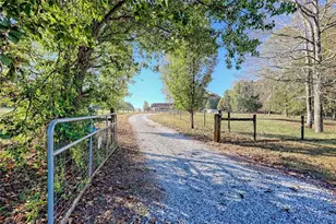 539 B Wilson Rd, Commerce, GA 30529 - Photo 59