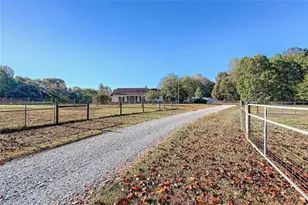 539 B Wilson Rd, Commerce, GA 30529 - Photo 61