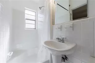 3660 Peachtree Rd NE, Atlanta, GA 30319 - Photo 29