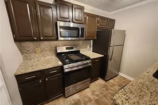 1411 Keys Crossing Dr NE, Brookhaven, GA 30319 - Photo 7