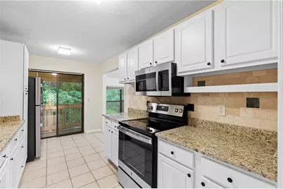 5137 Roswell Road #4, Atlanta, GA 30342 - Photo 11