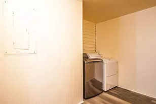 65 W Calhoun St, Wadley, GA 30477 - Photo 15