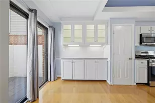 78 Dunwoody Springs Dr, Atlanta, GA 30328 - Photo 5