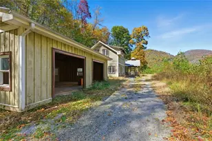 73 Redbird Ln, Rabun Gap, GA 30568 - Photo 9