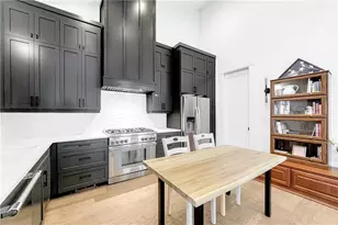 10862 Serenbe Ln, Chattahoochee Hills, GA 30268 - Photo 9