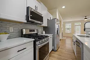 403 Iona Abbey Ct SE, Smyrna, GA 30082 - Photo 9