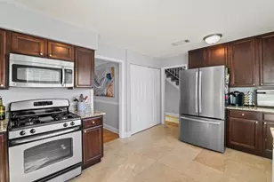 6980 Roswell Rd, Atlanta, GA 30328 - Photo 5