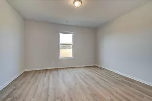 605 Sidney Ct, Stockbridge, GA 30281 - Photo 5