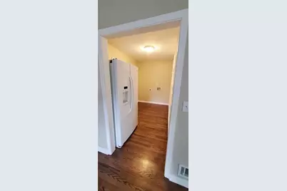 318 Lynnwood Drive, Woodstock, GA 30188 - Photo 5