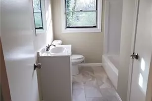 318 Lynnwood Dr, Woodstock, GA 30188 - Photo 9