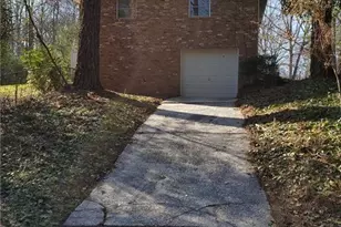 318 Lynnwood Dr, Woodstock, GA 30188 - Photo 23