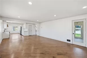 3504 Edgewood Cir, Gainesville, GA 30506 - Photo 7