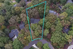 3504 Edgewood Cir, Gainesville, GA 30506 - Photo 3