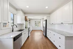 3504 Edgewood Cir, Gainesville, GA 30506 - Photo 9