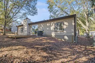 2154 Scarbrough Dr, Stone Mountain, GA 30088 - Photo 29