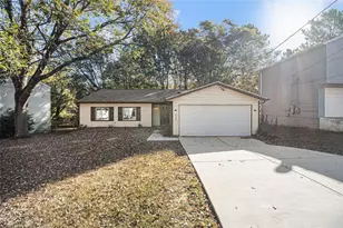 2154 Scarbrough Dr, Stone Mountain, GA 30088 - Photo 25