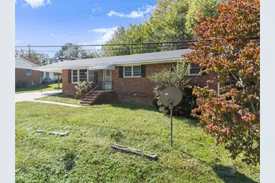 574 S Sage Street S, Toccoa, GA 30577 - Photo 3