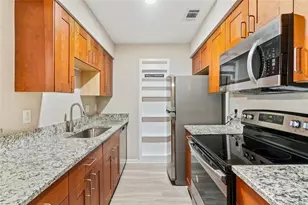 4106 Pine Heights Dr NE, Atlanta, GA 30324 - Photo 11