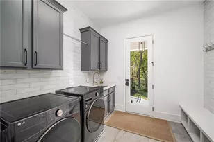 130 Nezhat Pl, Atlanta, GA 30350 - Photo 37