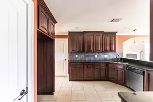 402 Charlotte Drive, Bonaire, GA 31005 - Photo 13