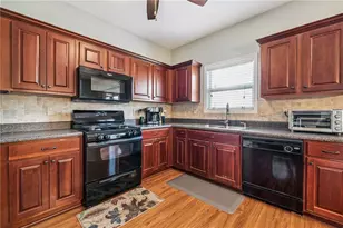 1959 Lakeshore Overlook Cir NW, Kennesaw, GA 30152 - Photo 11