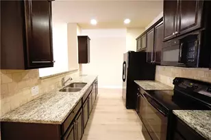 923 Spicy Oak Dr, Lawrenceville, GA 30044 - Photo 7