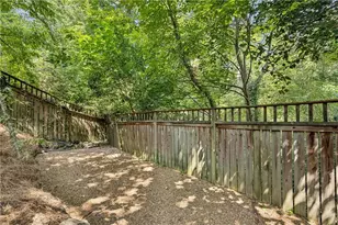 68 Peachtree Hills Ave NE, Atlanta, GA 30305 - Photo 27