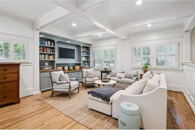 68 Peachtree Hills Avenue NE, Atlanta, GA 30305 - Photo 3