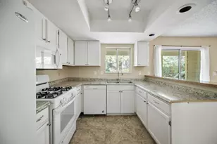 21 Muncy Ct SE, Smyrna, GA 30080 - Photo 9