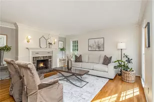 165 Spring Field Ln, Marietta, GA 30068 - Photo 3