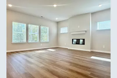 2929 Sweet Red Circle, Braselton, GA 30517 - Photo 3