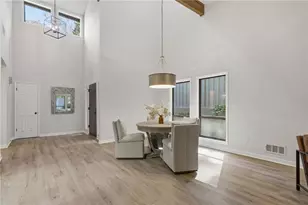 2930 Sawtooth Cir, Alpharetta, GA 30022 - Photo 9