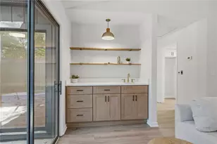 2930 Sawtooth Cir, Alpharetta, GA 30022 - Photo 7