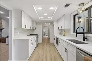 2930 Sawtooth Cir, Alpharetta, GA 30022 - Photo 13