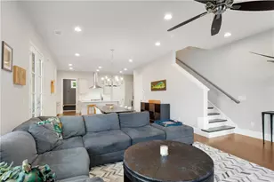 520 Clover Ct, Roswell, GA 30075 - Photo 15