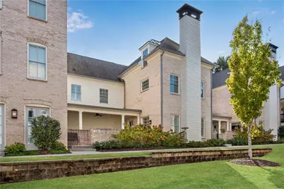 520 Clover Court, Roswell, GA 30075 - Photo 1