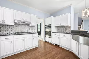 1716 Crowes Lake Ct, Lawrenceville, GA 30043 - Photo 17