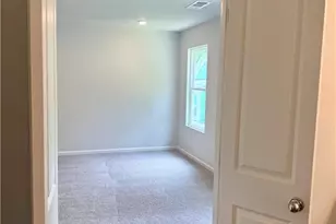 1100 Wedgewood Dr NW, Atlanta, GA 30318 - Photo 17