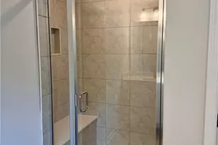 1100 Wedgewood Dr NW, Atlanta, GA 30318 - Photo 15