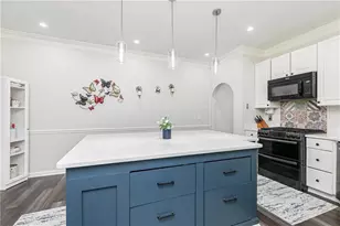 163 Clubhouse Dr NW, Kennesaw, GA 30144 - Photo 13