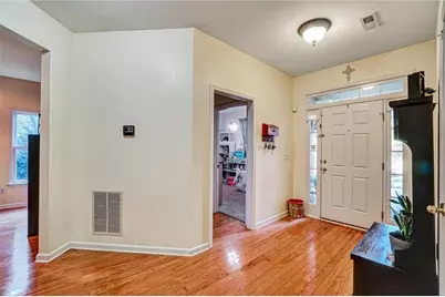 331 Laurel Glen Crossing, Canton, GA 30114 - Photo 9