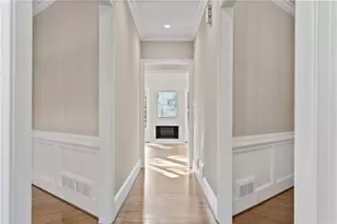 5027 Green Pine Dr, Atlanta, GA 30342 - Photo 21