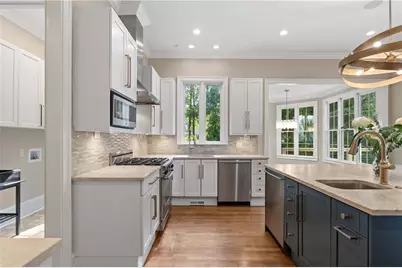 5027 Green Pine Drive, Atlanta, GA 30342 - Photo 31