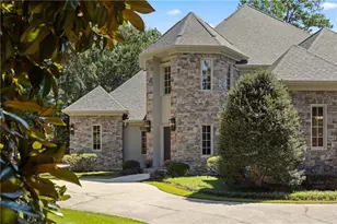 5027 Green Pine Dr, Atlanta, GA 30342 - Photo 97